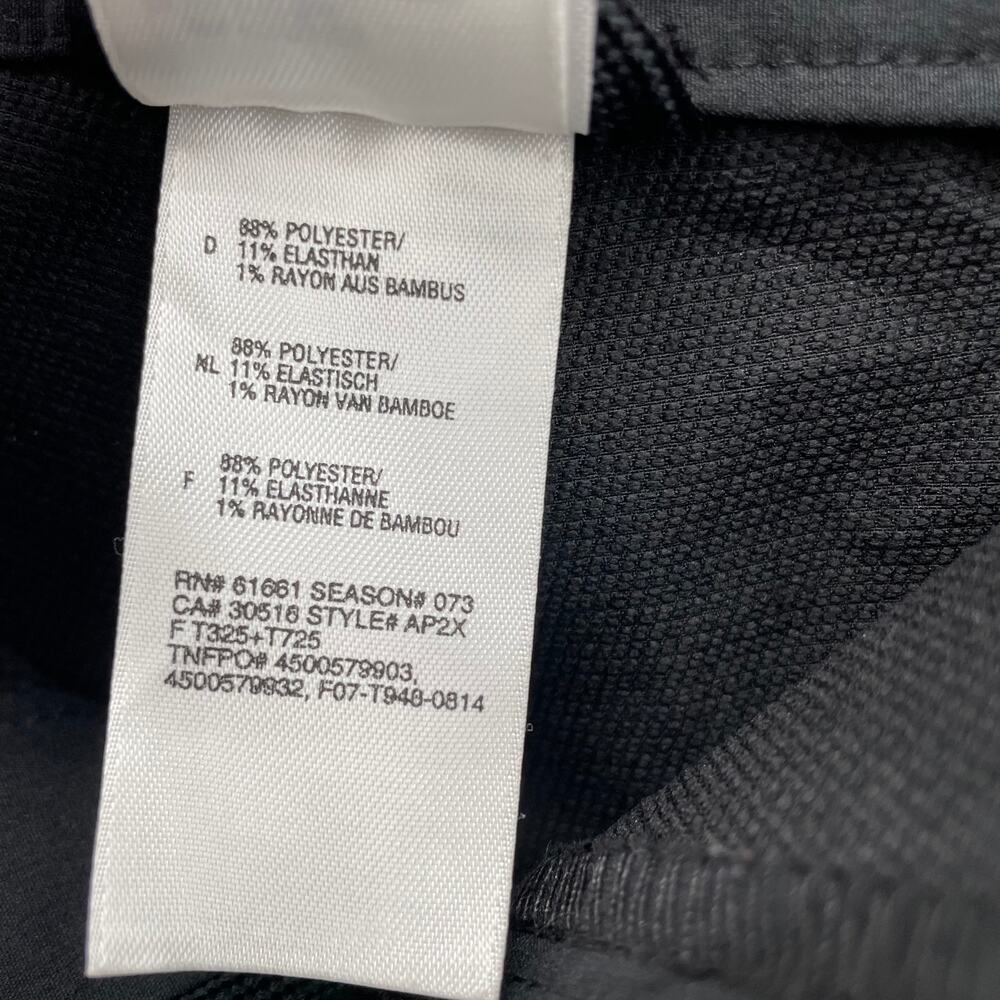 The North Face Black Outdoor Active Hiking Wide Leg Pants 32" inseam // 8 - Picture 7 of 9